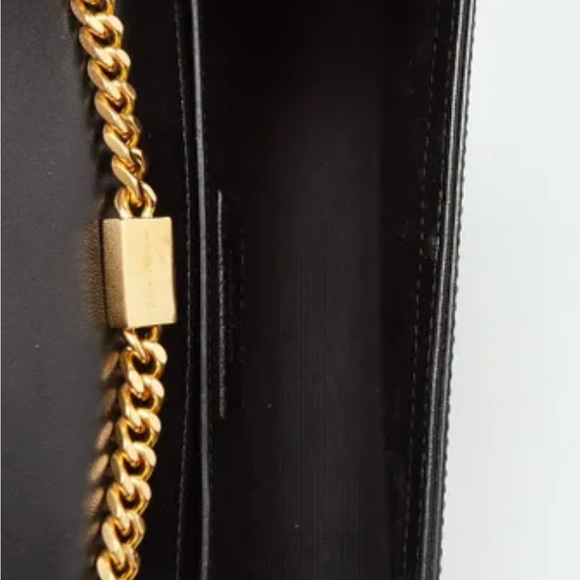 Saint Laurent Monogram Logo Kate Glitter Patent Leather
Crossbody Chain Bag - Picture 10 of 12